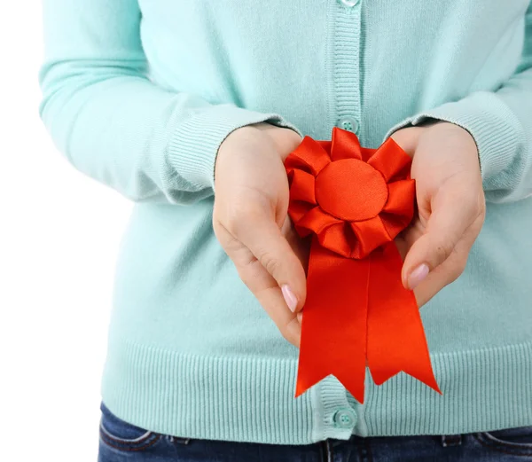 Mujer con cinta de premio, primer plano, aislada en blanco — Foto de Stock