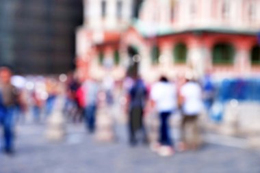 Bulanık Moskova sokaklarında