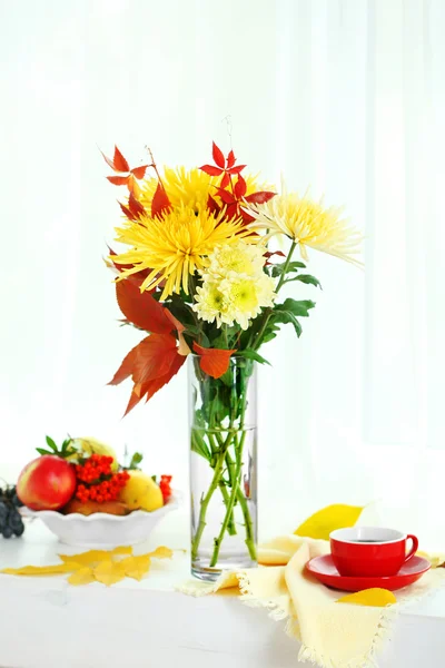 Beautiful autumn bouquet — Stock Photo, Image