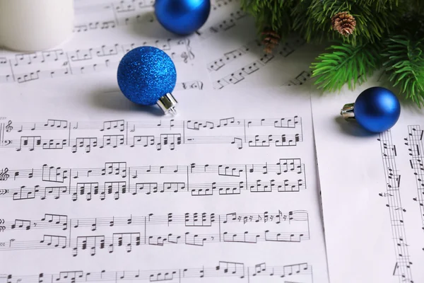 Notas de música com decoração de Natal — Fotografia de Stock