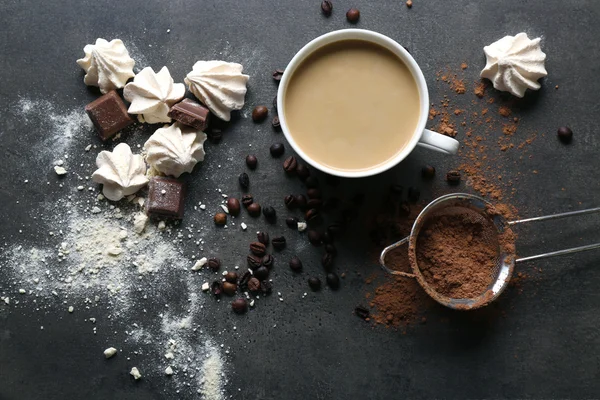 Taza de café y dulces — Foto de Stock