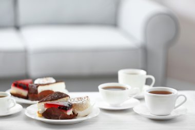 Evde gıda ile tablo  