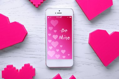 yürekleri beyaz akıllı telefon