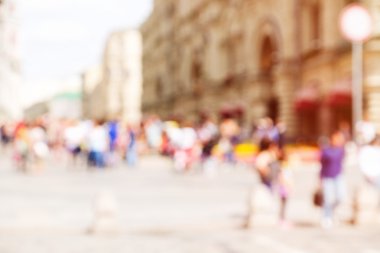 Bulanık Moskova sokaklarında