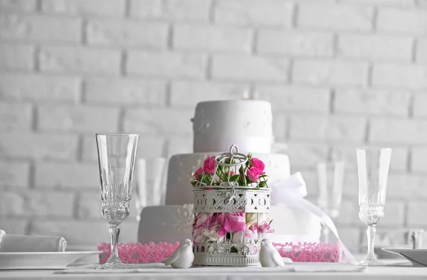 Díszített esküvői torta — Stock Fotó