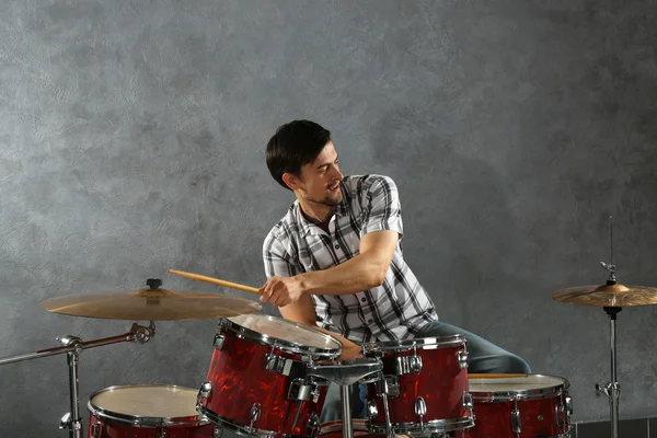 Musician playing drums — Stock Photo, Image