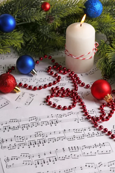 Notas de música com decoração de Natal — Fotografia de Stock