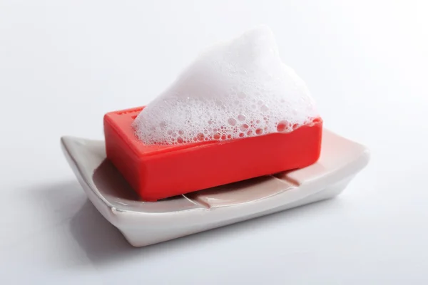 Pieza de jabón con espuma — Foto de Stock