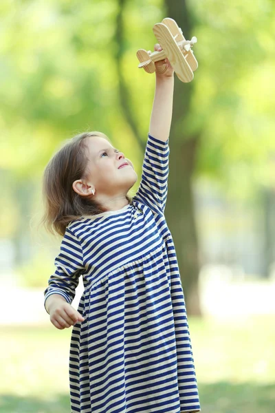 Beautiful little girl — Stock Photo, Image