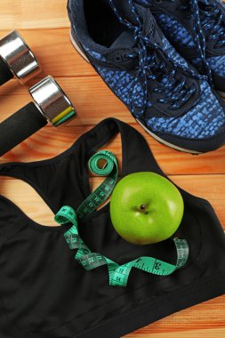 Spor giyim ve malzemeleri