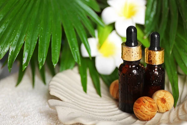 Etherische olie voor aromatherapie — Stockfoto