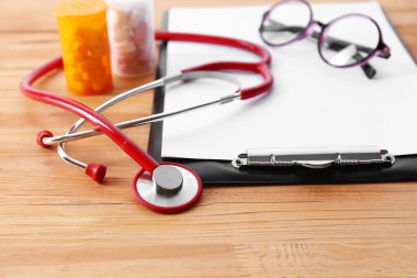 Pano ile sağlık stetoskop