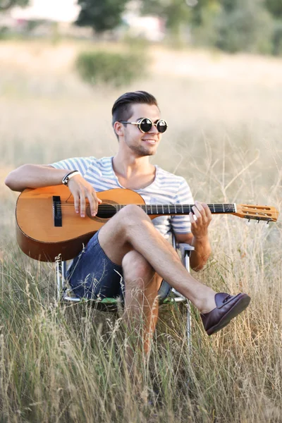 Attractive Boy Sunglasses Playing Guitar Outdoors — Stock Photo, Image