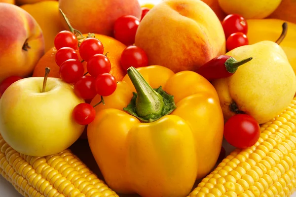 鲜艳的水果和蔬菜 — 图库照片