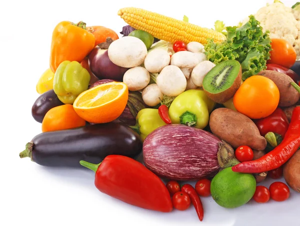 Groenten en fruit collectie op witte achtergrond — Stockfoto