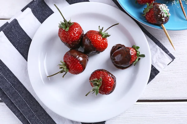 Délicieuses fraises au chocolat — Photo