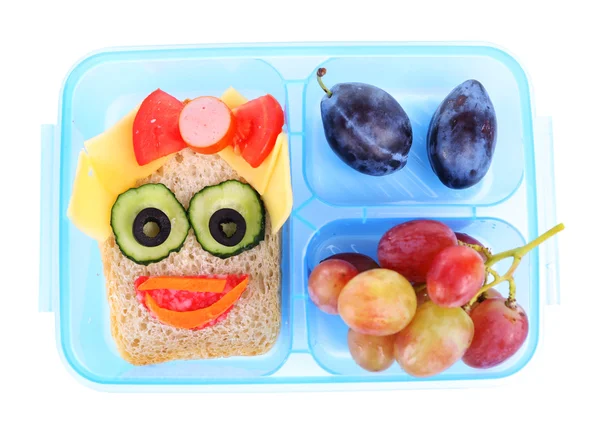 Sandwich creativo y frutas — Foto de Stock