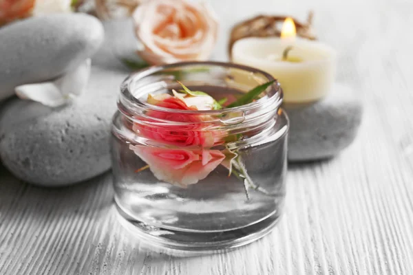 Composición de flores, velas — Foto de Stock