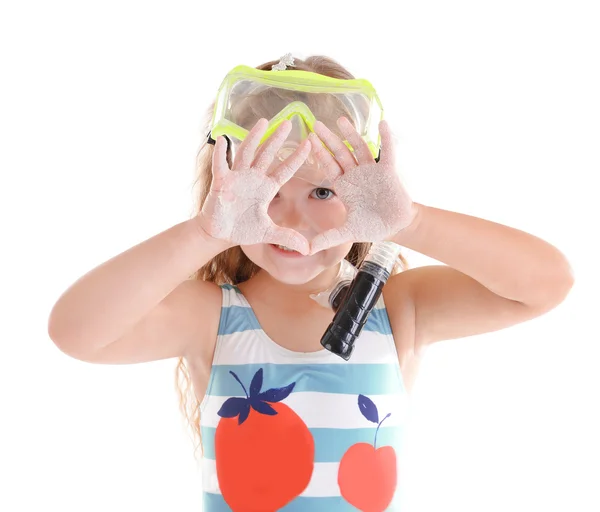 Счастливая маленькая девочка в водолазной маске — стоковое фото