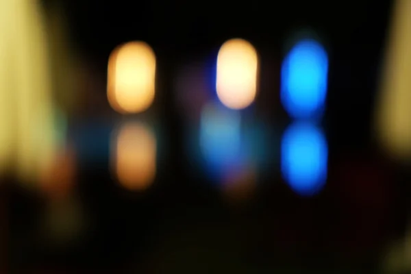 Bokeh luzes desfocadas à noite — Fotografia de Stock