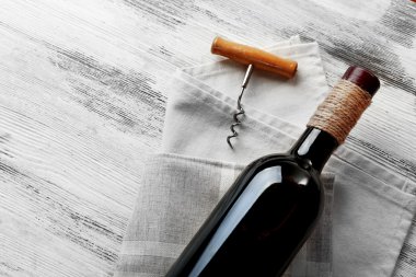 tirbuşon ile şarap