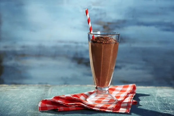 Chocolate cocktail on wooden background — Stock Photo, Image