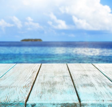 Ahşap tahta deniz üzerinde