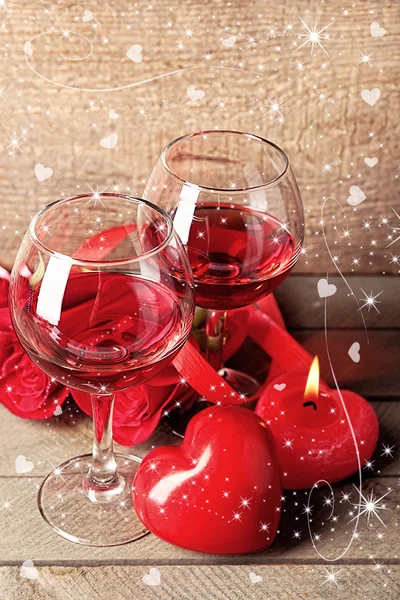 Vino rosso, rose e candele — Foto Stock