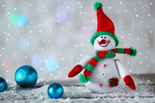 Cute snowman on Christmas background — Stock Photo, Image