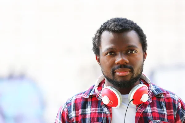 African American man with headphones — Stock Photo, Image