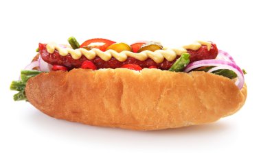 Taze sosis beyaz izole