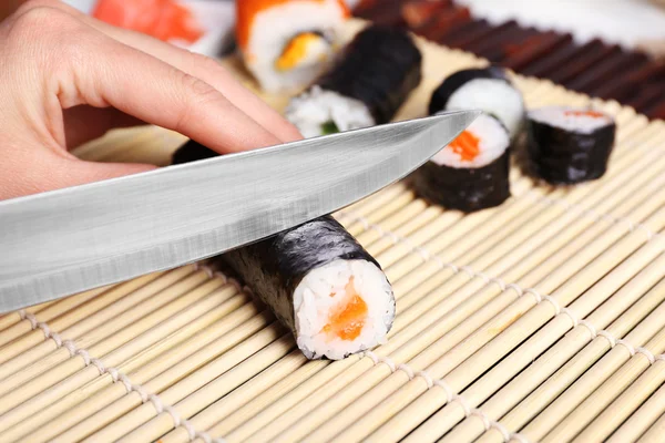 Proces tworzenia sushi — Zdjęcie stockowe