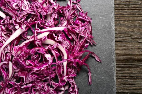 Cut red cabbage — Stock Photo, Image