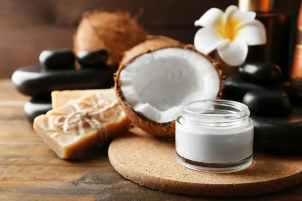 Spa coconut products — Stock Photo, Image