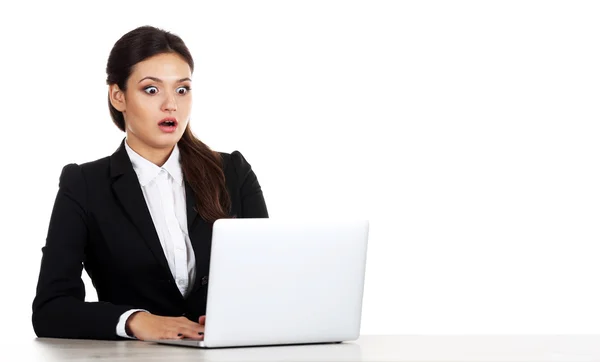 Zakelijke dame met laptop — Stockfoto