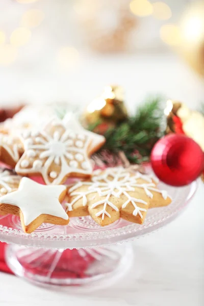 Красивое печенье с рождественским декором — стоковое фото