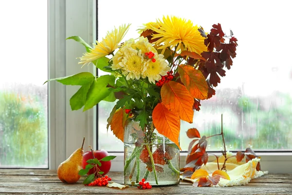 Beautiful autumn bouquet — Stock Photo, Image