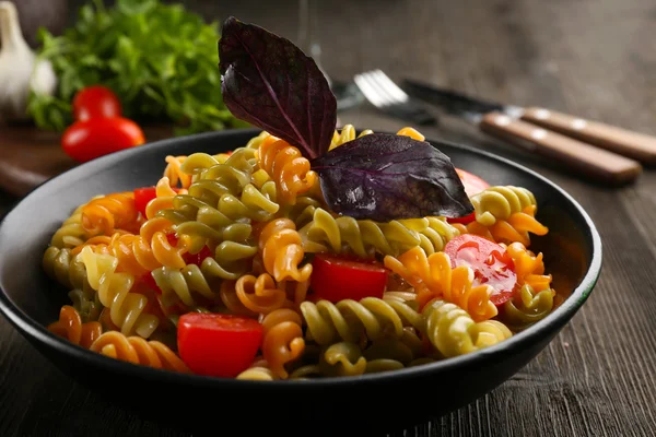 Delicioso plato de macarrones — Foto de Stock