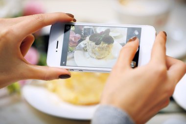 Kadın alarak Fotoğraf Gıda