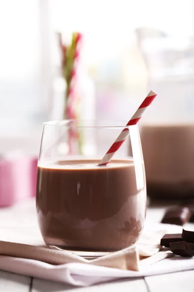 Glas chokladmjölk — Stockfoto