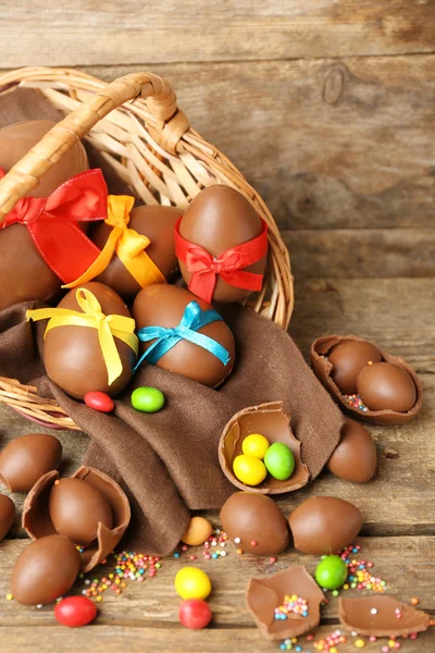 Chocolate Easter eggs — Stock Photo, Image