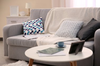 Modern oturma odası.