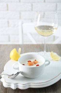 Lezzetli somon krema çorbası