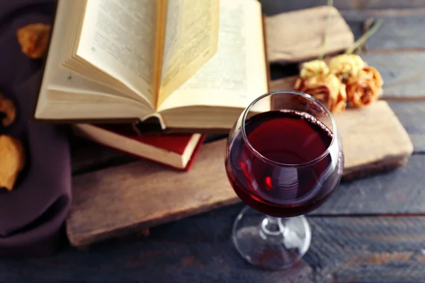 Kompozycja z kieliszek wina — Zdjęcie stockowe