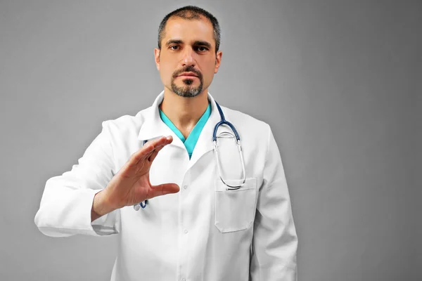 Portrait of a doctor with stethoscope — Stock Photo, Image