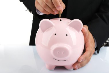 Adam para kumbara koyar.