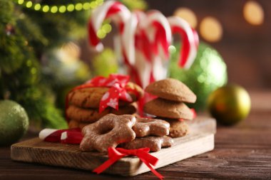 Noel şekerler cam Christmas dekorasyon parlak zemin üzerine masada ile