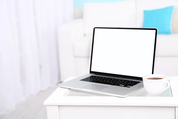 Laptop at home close up — Stock Photo, Image