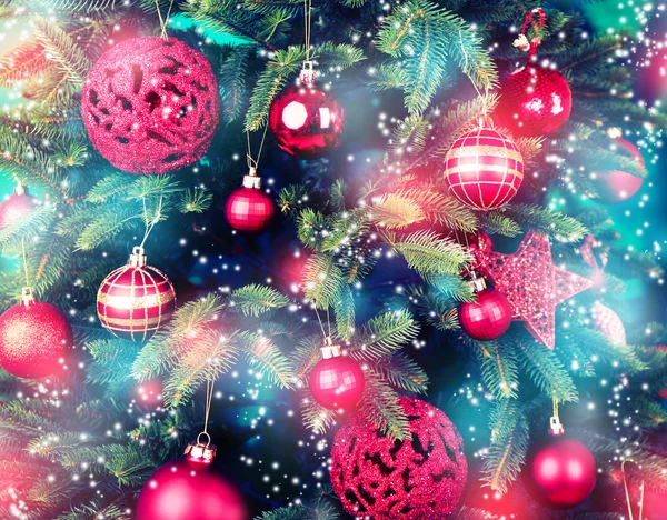 Decorated Christmas tree — Stock Photo, Image