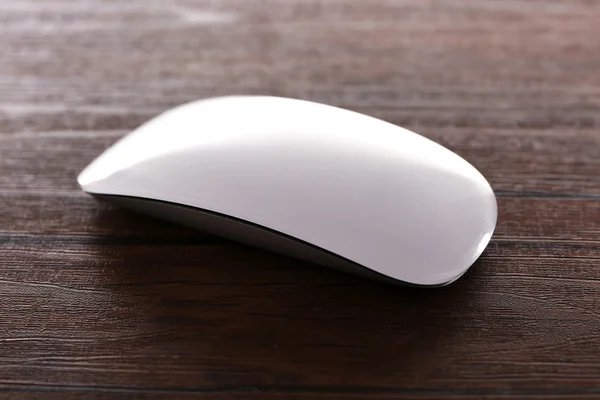 Beyaz bilgisayar kablosuz fare — Stok fotoğraf